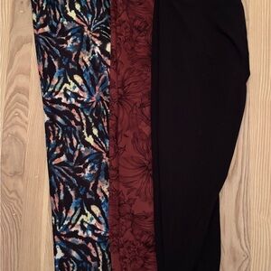 Jessica Simpson Activewear with Vibrant Patterns
